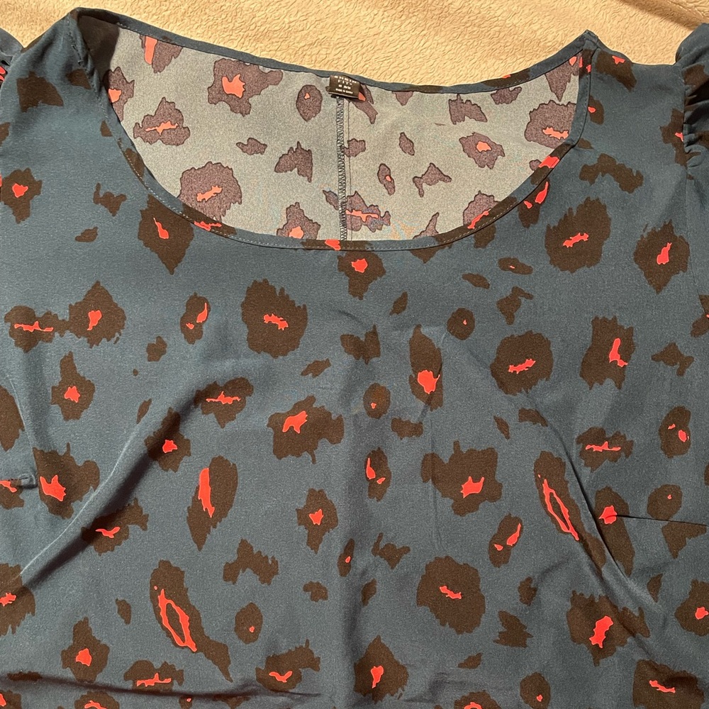 Shein Fit+ Blouse in 28/30